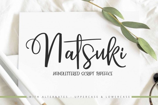 Natsuki handwritten script font for blogs and stationery